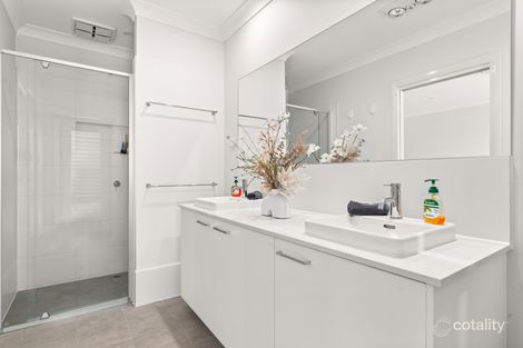 Property photo of 17 Tasman Road St Georges Basin NSW 2540