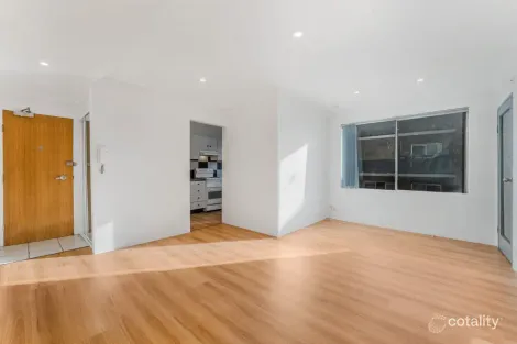 Property photo of 3/8-10 Goulburn Street Warwick Farm NSW 2170