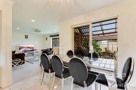 Property photo of 11 Papworth Place Meadow Heights VIC 3048