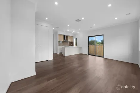 17 Bearing St, Donnybrook, VIC 3064