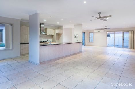 Property photo of 24 River Cove Place Helensvale QLD 4212