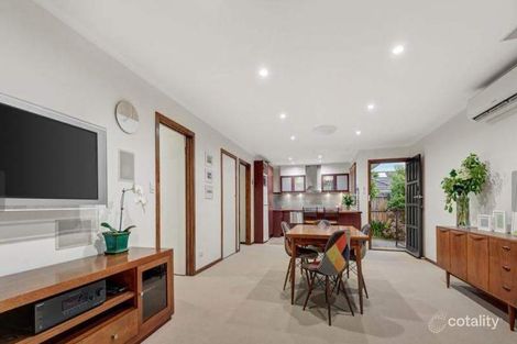 Property photo of 2/31 Iris Road Glen Iris VIC 3146