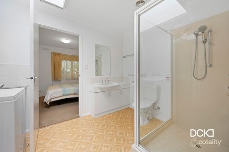 Property photo of 27/33 Mandurang Road Spring Gully VIC 3550