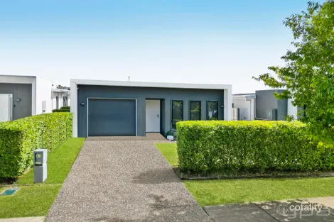 Property photo of 41 Hill Drive Pimpama QLD 4209