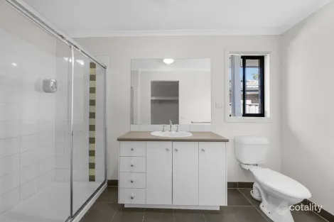 Property photo of 18 Karong Drive Wyndham Vale VIC 3024