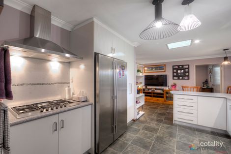 Property photo of 32 Akebia Way Forrestfield WA 6058