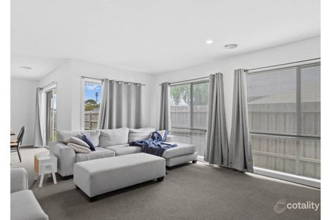 Property photo of 2/26A Austin Road Somerville VIC 3912