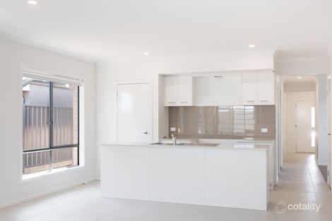 Property photo of 10 Crowther Drive Lucas VIC 3350