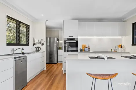 Property photo of 51 Flaxton Drive Mapleton QLD 4560