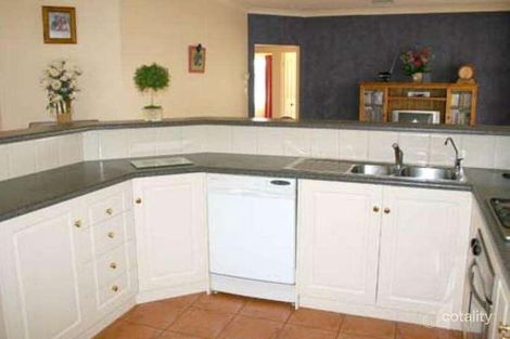 Property photo of 13 The Circuit Findon SA 5023