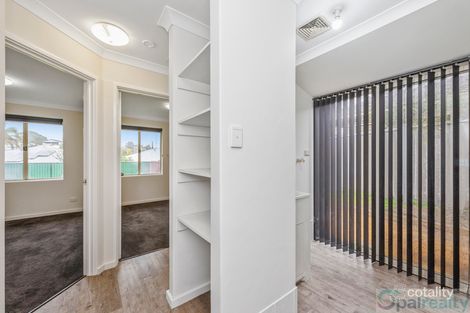 Property photo of 18 Bonnie Doone Grove Dawesville WA 6211