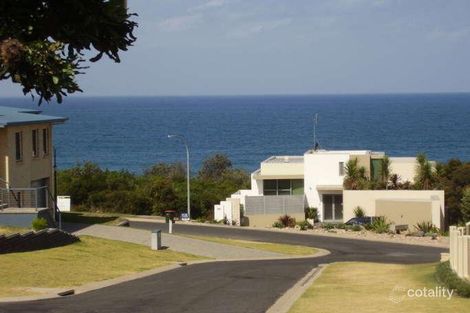 Property photo of 5 Lauren Court Tura Beach NSW 2548