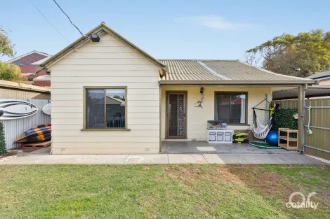Property photo of 1 Farringdon Street Largs North SA 5016