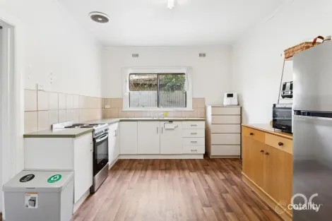 Property photo of 1 Farringdon Street Largs North SA 5016