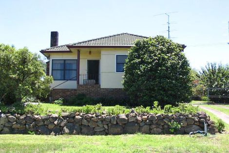 21 Waldron St, Mount Saint Thomas, NSW 2500