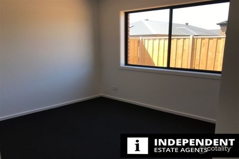 Property photo of 4 Abundance Circuit Clyde VIC 3978