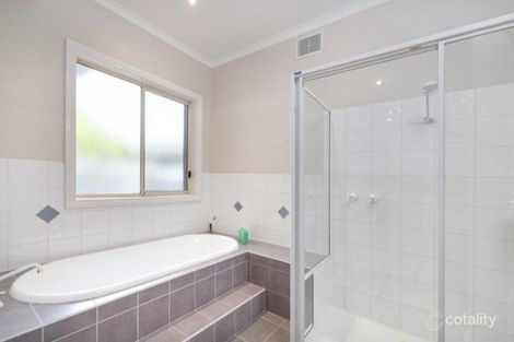Property photo of 194 Warrigal Road Mentone VIC 3194