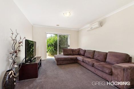 Property photo of 12 Bothwell Green Derrimut VIC 3026