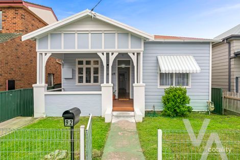 92 Roxburgh St, Stockton, NSW 2295