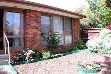 Property photo of 11 Echuca Road Greensborough VIC 3088