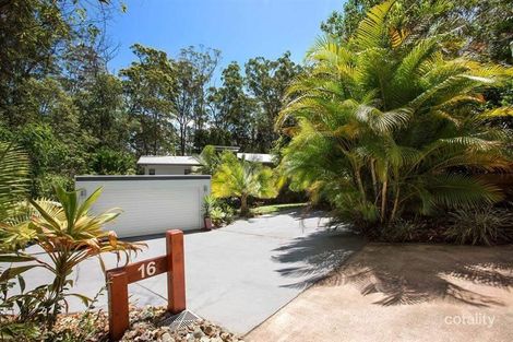 Property photo of 16 Bowerbird Place Mons QLD 4556