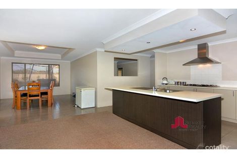 Property photo of 9 The Boulevard Australind WA 6233