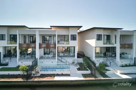 7537 Springfield Dr, Hope Island, QLD 4212