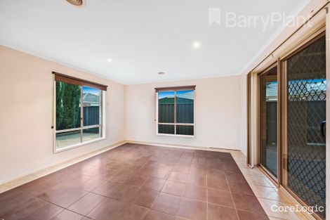 Property photo of 2 Bold Mews Manor Lakes VIC 3024