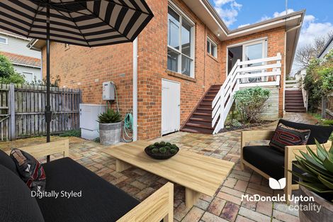 Property photo of 2/18 Clarinda Road Essendon VIC 3040
