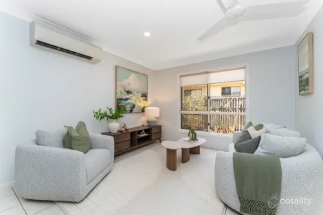 Property photo of 17 Timbury Way Mount Louisa QLD 4814