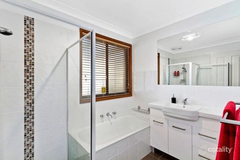 Property photo of 5 McKellar Boulevard Blue Haven NSW 2262