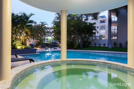 Property photo of 216/36 Macdonald Street Kangaroo Point QLD 4169