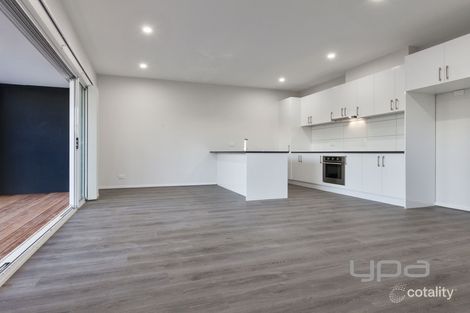 Property photo of 2/45 Anderson Street Werribee VIC 3030