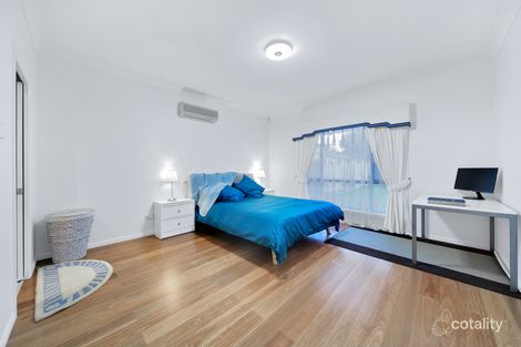 Property photo of 7 Mulberry Place Stretton QLD 4116
