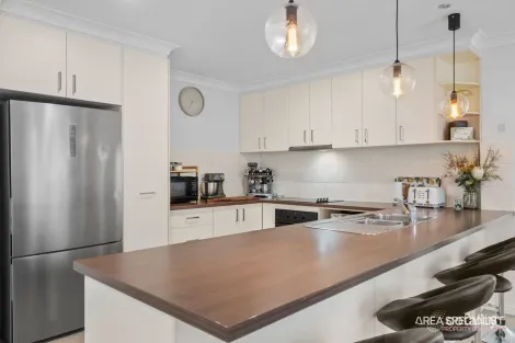 Property photo of 2 Ryan Place Ormeau QLD 4208