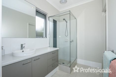 Property photo of 16 Barclay Way Aveley WA 6069