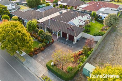 Property photo of 43 Equestrian Drive Woodcroft SA 5162