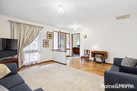 Property photo of 43 Equestrian Drive Woodcroft SA 5162