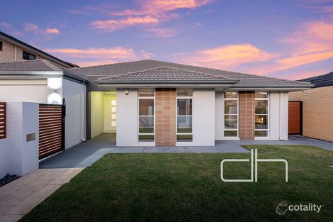 Property photo of 8 Cobby Place Marangaroo WA 6064