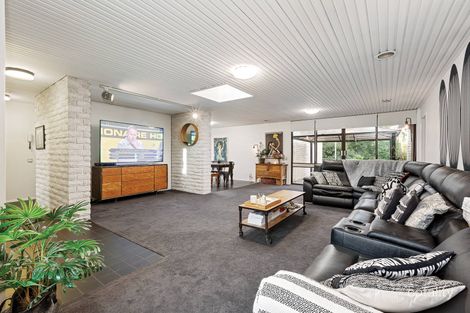Property photo of 12 Scenic Crescent Ballarat North VIC 3350