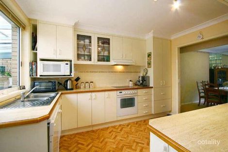 Property photo of 18 Gellatly Avenue Figtree NSW 2525