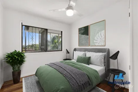 Property photo of 27 Pareena Crescent Mansfield QLD 4122