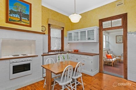 Property photo of 4 Gladstone Avenue Wollongong NSW 2500