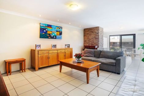 3/2 Rope Ct, Mermaid Waters, QLD 4218
