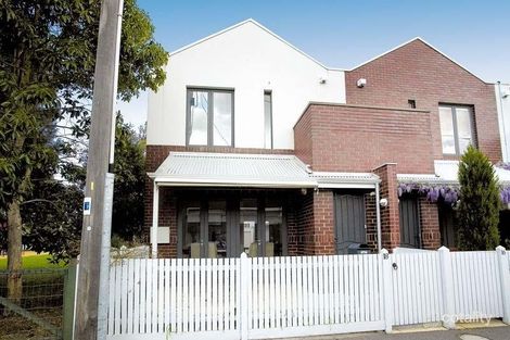 Property photo of 18 Erskine Street Middle Park VIC 3206