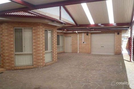 Property photo of 12 Plymtree Court Narre Warren South VIC 3805