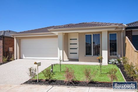 Property photo of 15 Treska Link Lalor VIC 3075