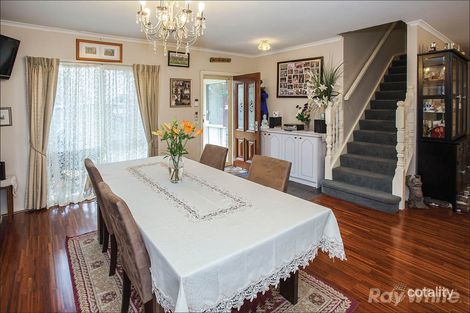 Property photo of 2/5 Rolls Court Glen Waverley VIC 3150