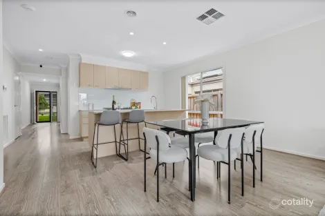 Property photo of 7 Werribee Crescent Wollert VIC 3750