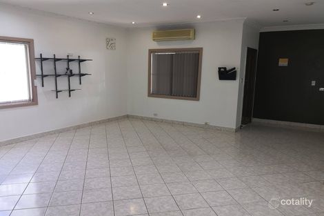Property photo of 32 Frederick Street Pendle Hill NSW 2145
